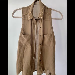 Olive sleeveless sheer button up